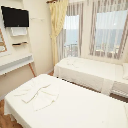 Limonata Hotel Assos 3*