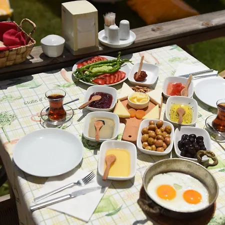 Limonata Hotel 3*