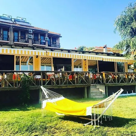 Limonata Assos 3* Assos