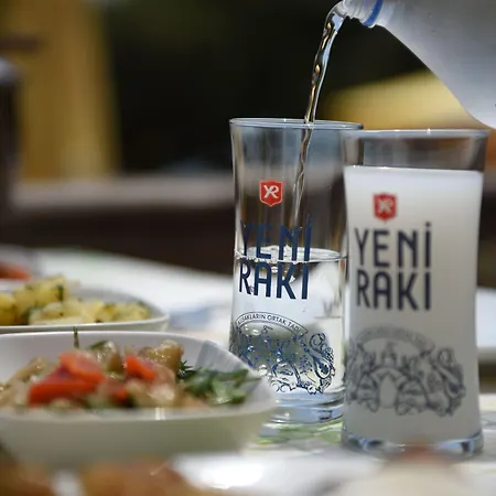 Limonata Assos فندق 3*