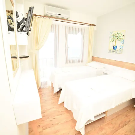 فندق Limonata Assos 3*