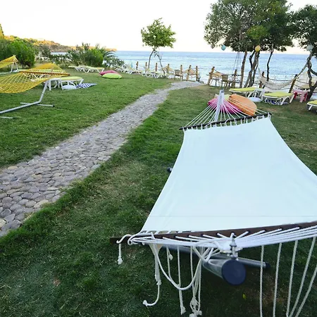 Limonata Hotel 3*